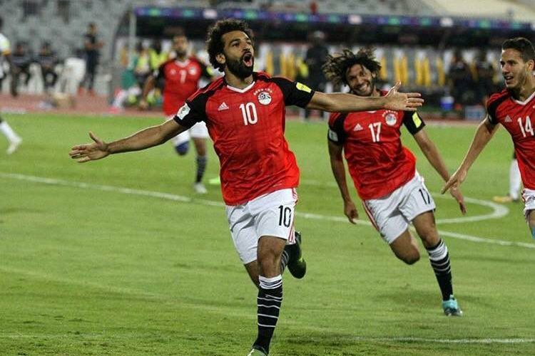 تغريدة جديدة من محمد صلاح تشعل تويتر :الأزمة في طريقها للحل