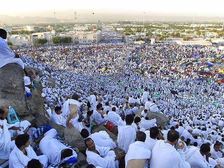 “البحوث الفلكية” تعلن موعد وقفة عرفات وأول أيام عيد الأضحى المبارك.. تعرف على أجازة عيد الأضحى للعاملين بالحكومة