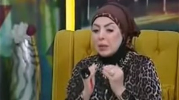 مذيعة شهيرة تدخل في “نوبة بكاء” على الهواء أمام الملايين.. والسبب يُصيب الجميع بالصدمة!!