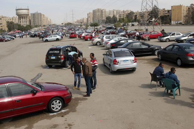 هيونداى بـ80 الفًا وكيا بـ280 ألف وشيفروليه بـ75 ألف جنيه.. توقف تام في البيع والشراء في سوق مدينة نصر