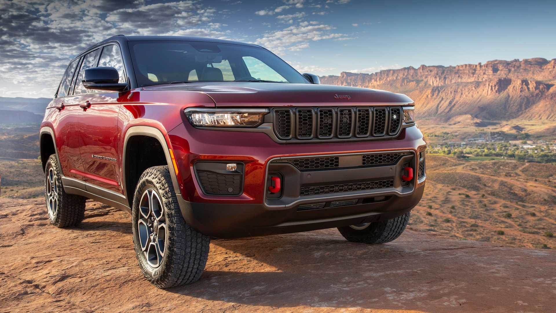 أسطورة الطرق الوعرة.. تعرف على سعر ومواصفات سيارة جيب جراند شيروكي 2022 jeep Grand cherokee