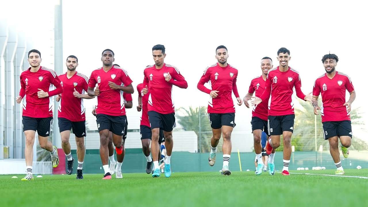 مدير المنتخب الأولمبي: ميكالي لم يتناول موضوع الثلاثة الكبار في أولمبياد باريس.. باستثناء هذا اللاعب